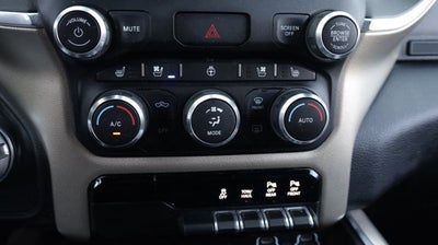 2019 RAM 1500 Laramie Crew Cab 4x2 5'7' Box