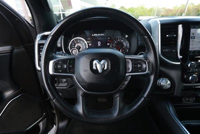 2024 RAM 1500 Laramie Crew Cab 4x2 5'7' Box