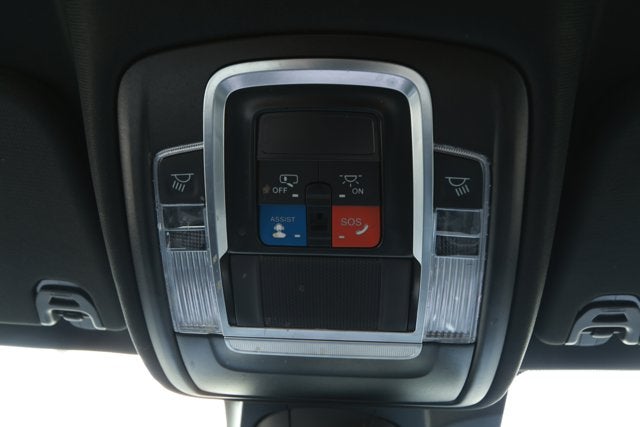 2024 RAM 1500 Laramie Crew Cab 4x2 5'7' Box