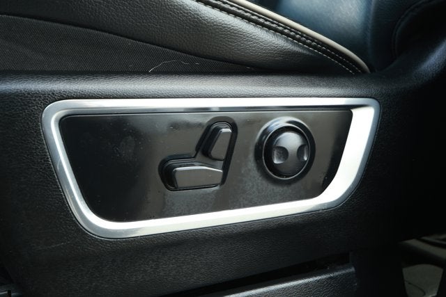 2024 RAM 1500 Laramie Crew Cab 4x2 5'7' Box