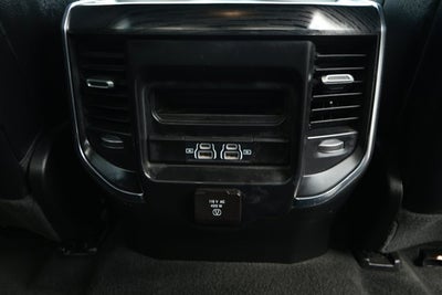 2024 RAM 1500 Laramie Crew Cab 4x2 5'7' Box