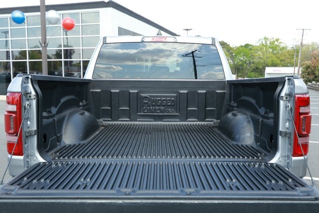 2024 RAM 1500 Laramie Crew Cab 4x2 5'7' Box