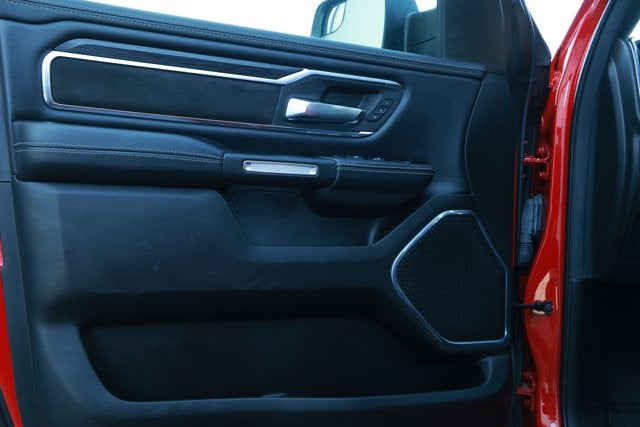 2024 RAM 1500 Laramie Crew Cab 4x2 5'7' Box