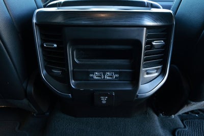 2024 RAM 1500 Laramie Crew Cab 4x2 5'7' Box