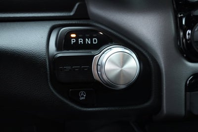 2024 RAM 1500 Laramie Crew Cab 4x2 5'7' Box