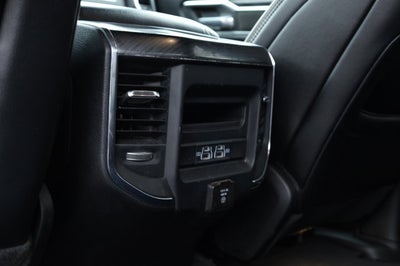 2024 RAM 1500 Laramie Crew Cab 4x2 5'7' Box