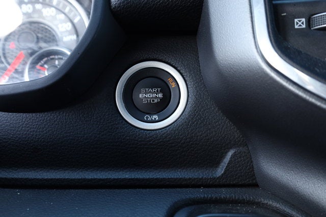 2024 RAM 1500 Laramie Crew Cab 4x2 5'7' Box