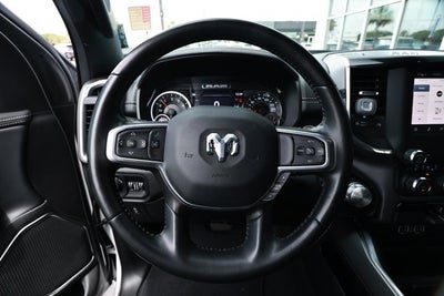 2022 RAM 1500 Laramie Crew Cab 4x2 5'7' Box