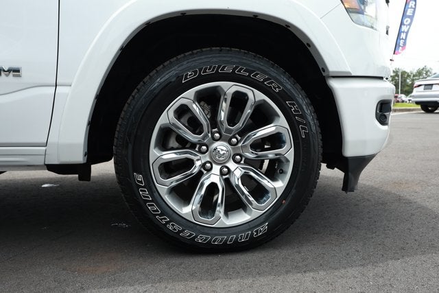 2022 RAM 1500 Laramie Crew Cab 4x2 5'7' Box