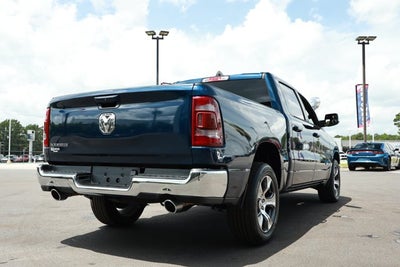 2024 RAM 1500 Laramie Crew Cab 4x2 5'7' Box