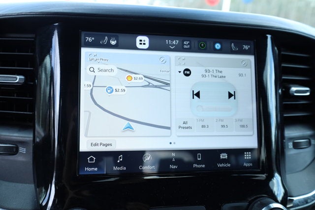 2024 RAM 1500 Laramie Crew Cab 4x2 5'7' Box