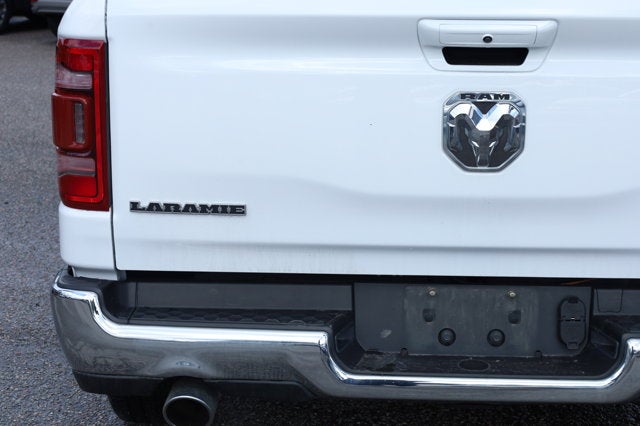 2024 RAM 1500 Laramie Crew Cab 4x2 5'7' Box