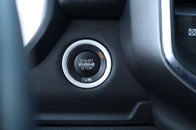 2024 RAM 1500 Laramie Crew Cab 4x2 5'7' Box