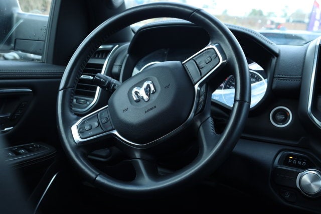 2024 RAM 1500 Laramie Crew Cab 4x2 5'7' Box