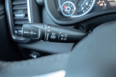 2024 RAM 1500 Laramie Crew Cab 4x2 5'7' Box