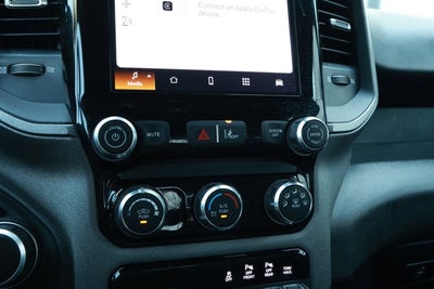 2025 RAM 1500 Tradesman Crew Cab 4x4 5'7' Box