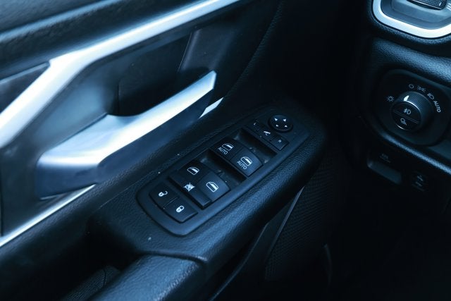 2022 RAM 1500 Big Horn Quad Cab 4x4 6'4' Box