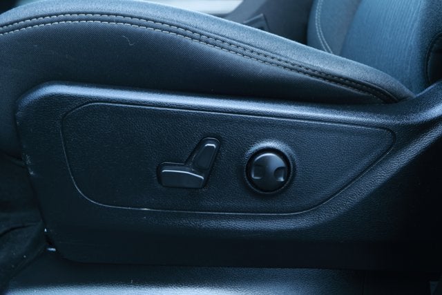 2022 RAM 1500 Big Horn Quad Cab 4x4 6'4' Box