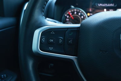 2022 RAM 1500 Big Horn Crew Cab 4x4 5'7' Box