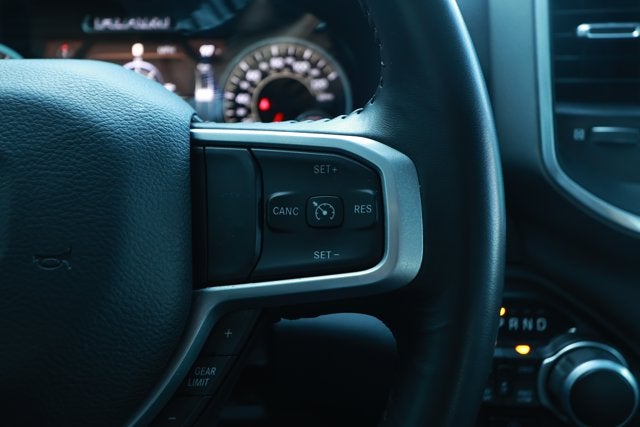 2022 RAM 1500 Big Horn Crew Cab 4x4 5'7' Box