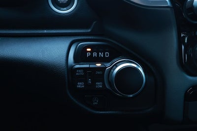 2022 RAM 1500 Big Horn Crew Cab 4x4 5'7' Box
