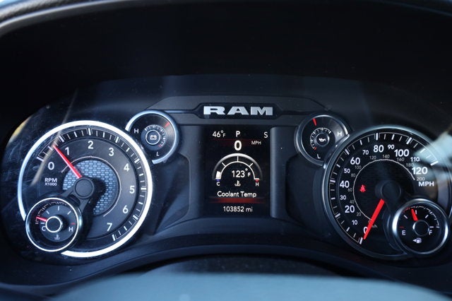 2023 RAM 1500 Big Horn Crew Cab 4x4 5'7' Box