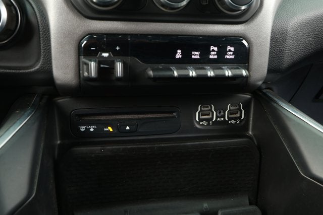 2019 RAM 1500 Big Horn/Lone Star Crew Cab 4x4 5'7' Box