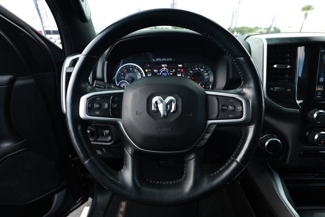 2022 RAM 1500 Big Horn Crew Cab 4x4 5'7' Box