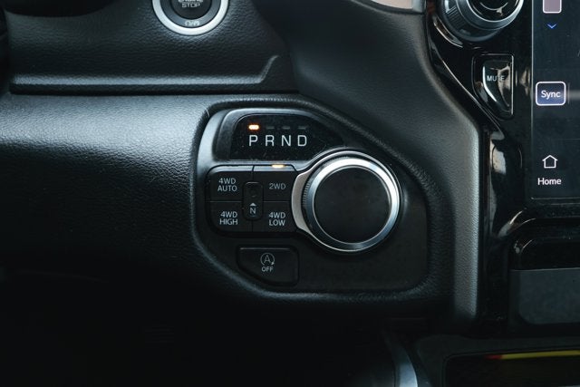 2023 RAM 1500 Big Horn Crew Cab 4x4 5'7' Box