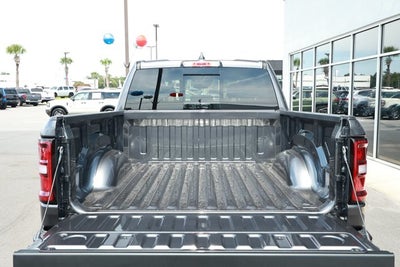 2027 RAM Ram 1500 RAM 1500 BIG HORN CREW CAB 4X4 5'7' BOX