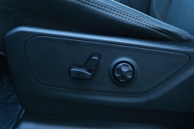 2019 RAM 1500 Big Horn/Lone Star Crew Cab 4x4 5'7' Box