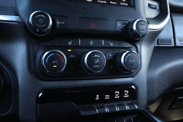 2021 RAM 1500 Big Horn Crew Cab 4x4 5'7' Box