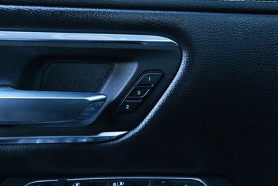 2022 RAM 1500 Laramie Crew Cab 4x4 5'7' Box