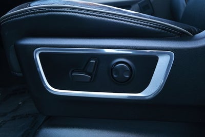 2022 RAM 1500 Laramie Crew Cab 4x4 5'7' Box