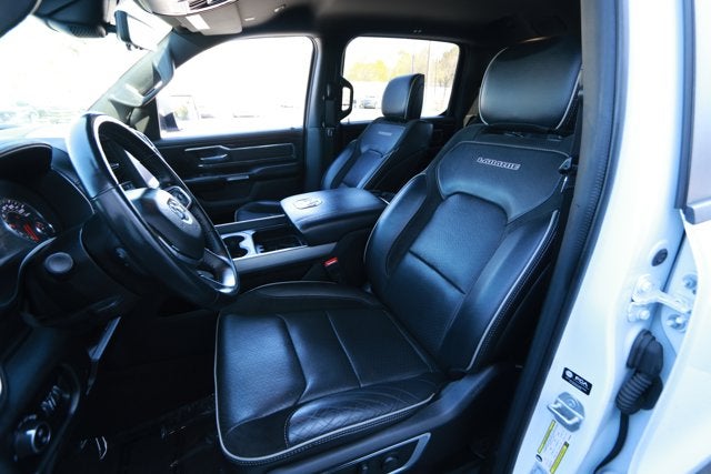2022 RAM 1500 Laramie Crew Cab 4x4 5'7' Box