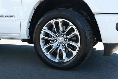 2022 RAM 1500 Laramie Crew Cab 4x4 5'7' Box