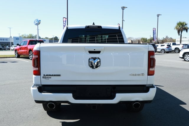 2022 RAM 1500 Laramie Crew Cab 4x4 5'7' Box