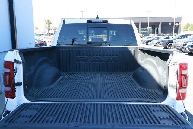 2022 RAM 1500 Laramie Crew Cab 4x4 5'7' Box