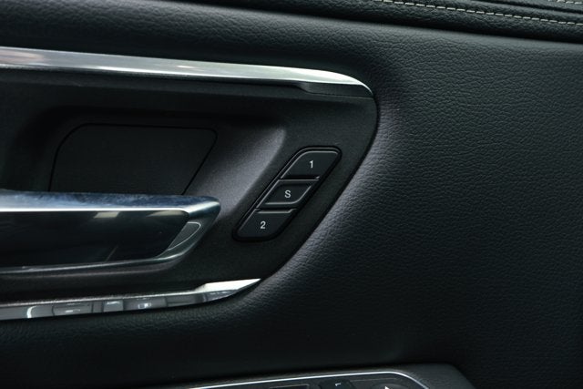 2022 RAM 1500 Laramie Crew Cab 4x4 5'7' Box