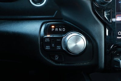 2023 RAM 1500 Laramie Crew Cab 4x4 5'7' Box