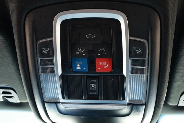 2023 RAM 1500 Laramie Crew Cab 4x4 5'7' Box