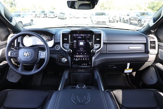 2027 RAM Ram 1500 RAM 1500 LARAMIE CREW CAB 4X4 5'7' BOX
