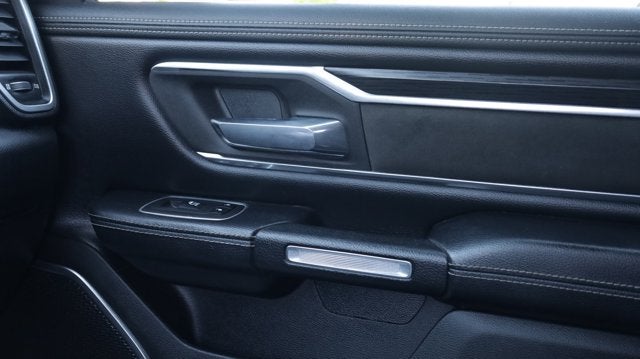 2023 RAM 1500 Laramie Crew Cab 4x4 6'4' Box