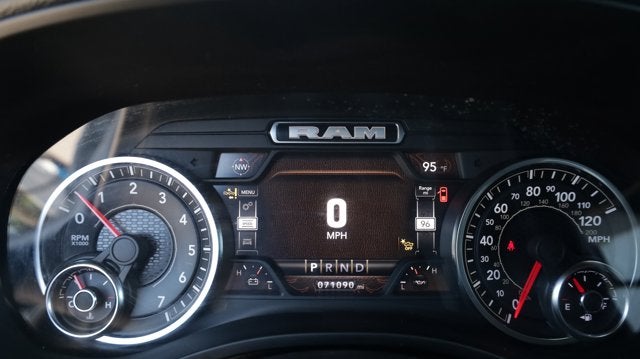2023 RAM 1500 Laramie Crew Cab 4x4 6'4' Box