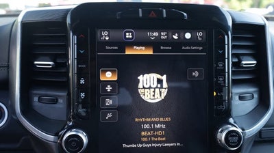 2023 RAM 1500 Laramie Crew Cab 4x4 6'4' Box