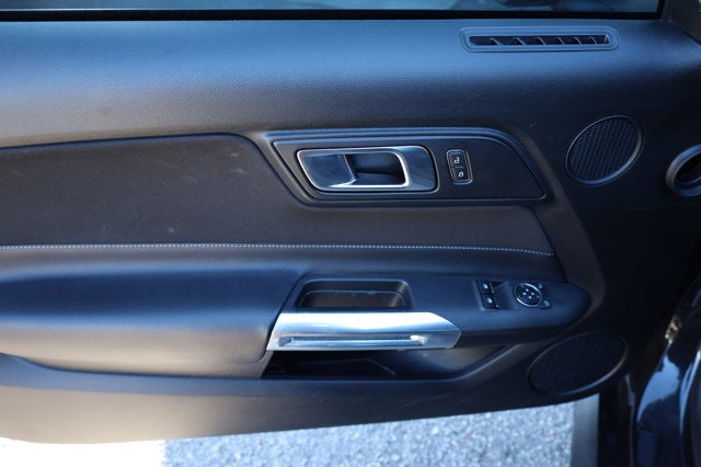 2022 Ford Mustang EcoBoost Fastback