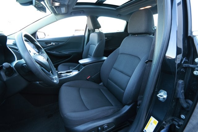 2022 Chevrolet Malibu FWD LT