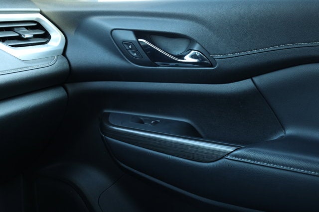 2023 GMC Acadia FWD SLT