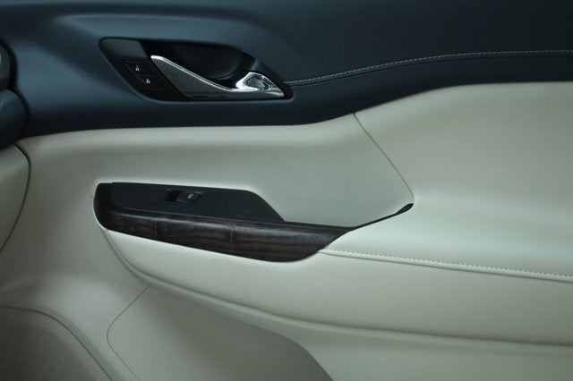 2022 GMC Acadia FWD Denali