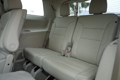 2022 GMC Acadia FWD Denali